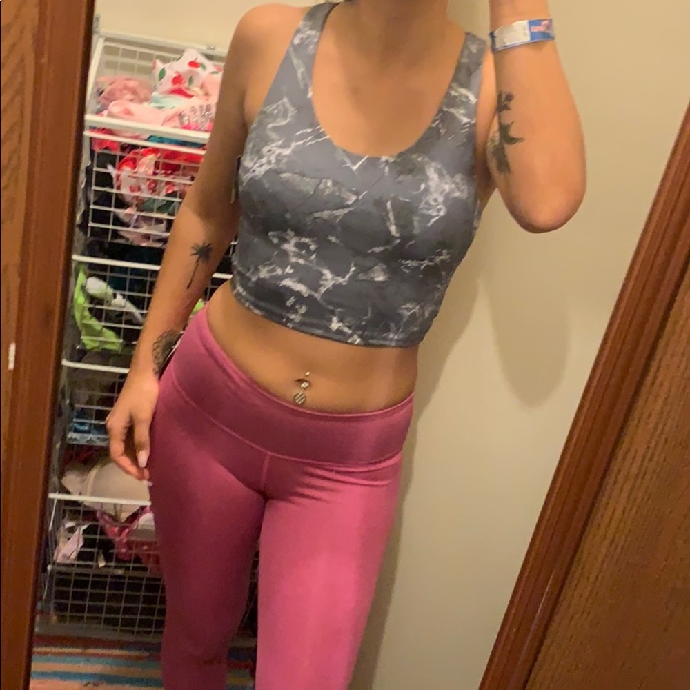 SOLD❌VS sport bra - Picture 5 of 6